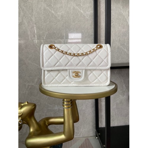 Borsa con patta Chanel Pelle di vitello granulata AS2357 bianca