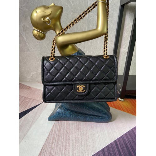 Borsa con patta Chanel Pelle di vitello granulata AS2358 nera