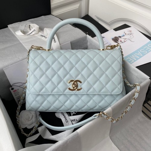 Borsa con patta Chanel con manico superiore Pelle di vitello granulata metallo tono oro A92991 azzurro