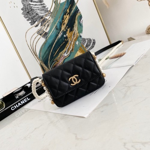 Portamonete Chanel patta con catena 81085 nero