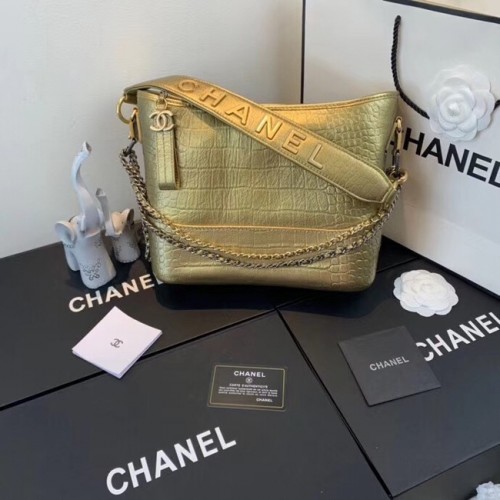 Chanel gabrielle borsa hobo A93824 oro