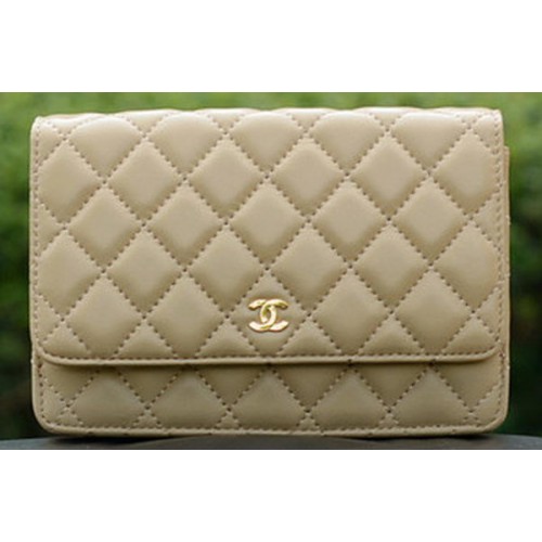 Chanel mini borse con patta in pelle di montone albicocca A33814 oro