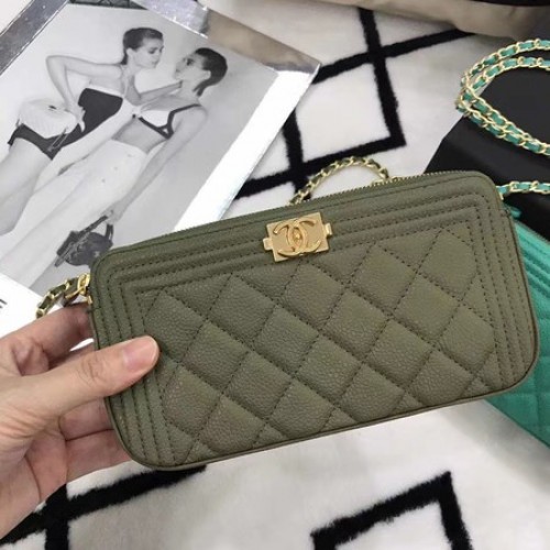 Chanel mini borsa a tracolla modello Cannage A94452 verde scuro