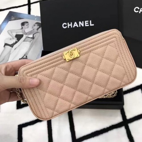 Chanel mini borsa a tracolla modello Cannage A94452 rosa chiaro