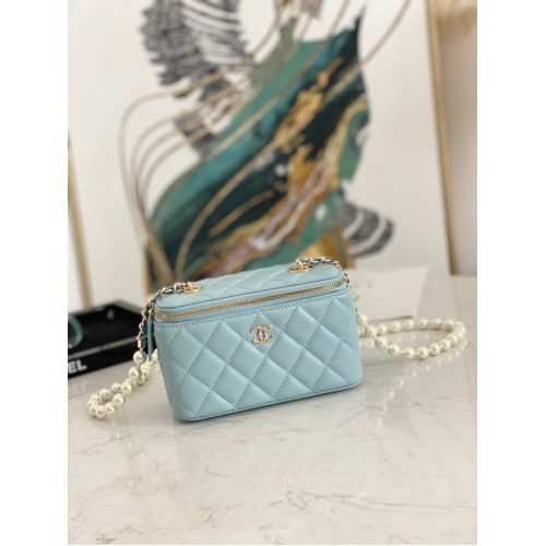 Chanel mini borsa a tracolla pelle di agnello imitazione perle metallo tono oro AS91192 azzurro