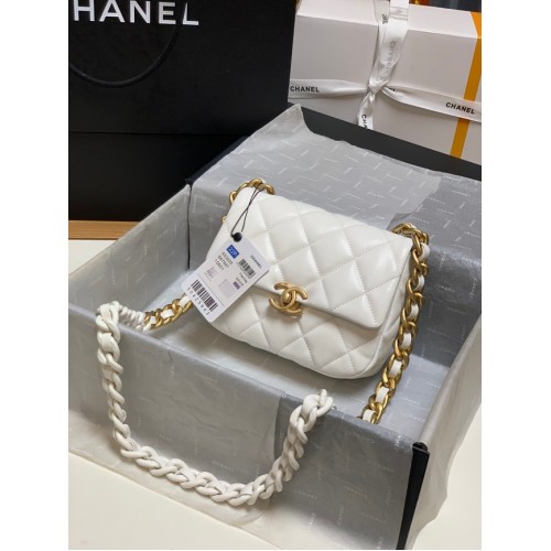 Borsa a tracolla Chanel mini in pelle di agnello e metallo dorato AS3205 bianca