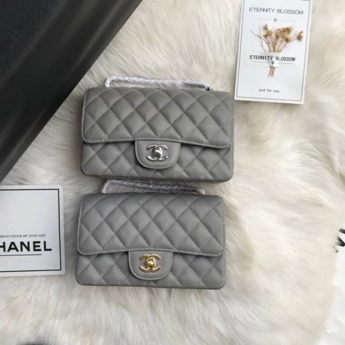 Borsa Chanel mini con patta Pelle di vitello granulata A1116 grigia