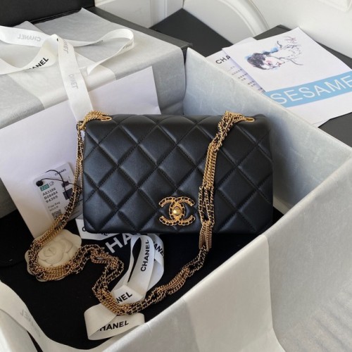 Chanel FLAP BAG piccola in pelle di agnello in metallo dorato AS3386 nera