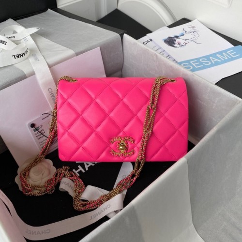 Chanel FLAP BAG piccola in pelle di agnello in metallo color oro AS3386 rosa