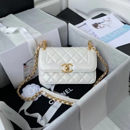 Chanel piccola borsa a tracolla con patta in pelle originale AS2714 bianca