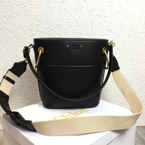 Chloe Roy Mini borsa a secchiello in pelle liscia S126 nera