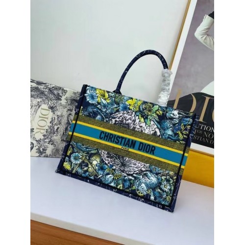 BORSA A LIBRO DIOR Ricamo Dior Constellation blu M1297ZR