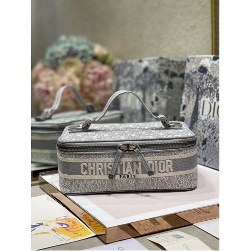 DIOR DIORTRAVEL VANITY CASE grigio Ricamo Dior Oblique S5481VR