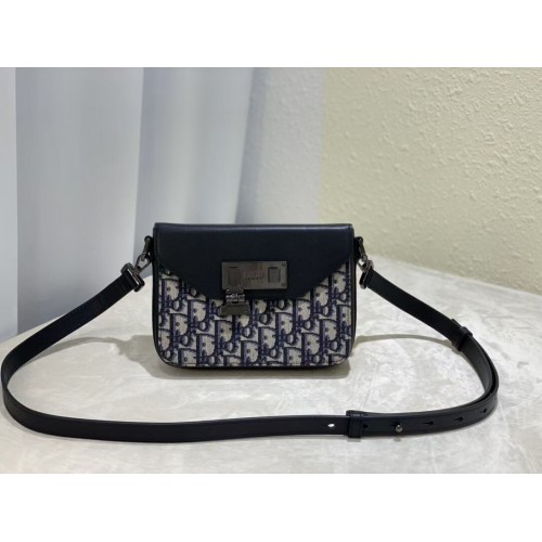BORSA BOBBY PICCOLA DIOR Ricamo C0978A nera