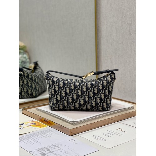 BORSA BOBBY PICCOLA DIOR Ricamo S5554 blu scuro