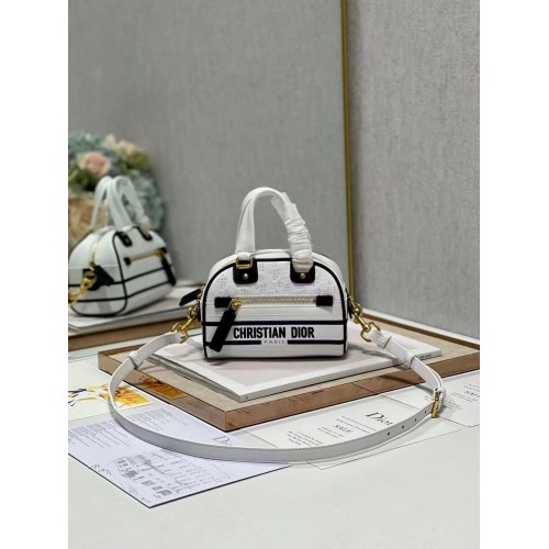 Borsa tote DIOR piccola in pelle goffrata C9201 bianca