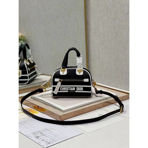 Borsa tote DIOR piccola in pelle C9201 nera