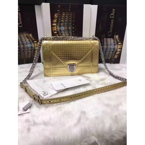 Borsa a tracolla in pelle di vitello Dior M9669 oro