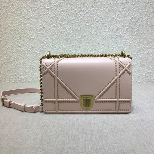 Dior BORSA DIORAMA IN PELLE DI AGNELLO CON BORCHIE M0422 rosa