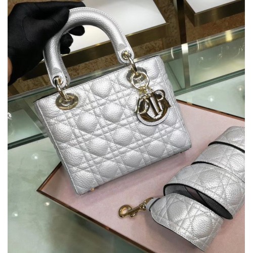 Dior BORSA MINI LADY DIOR IN VITELLO M0574 Bianco argenteo
