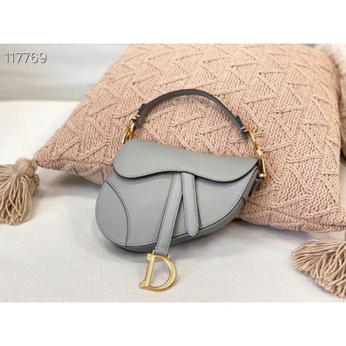 Dior SELLA PICCOLA-TAS VAN KALFSLEER M0445CW GRIGIO