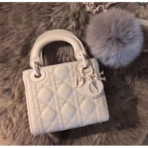 Dior ULTRAMATTE LADY DIOR-TAS M0505O bianco