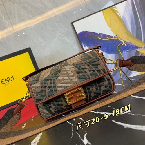 FENDI BAGUETTE Borsa in tela F000159 Marrone