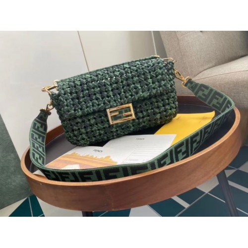 FENDI Borsa a tracolla Baguette F0388 Verde