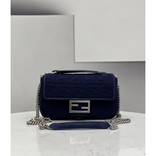 Borsa FENDI MIDI BAGUETTE CHAIN FF in tessuto 8BR793 blu scuro