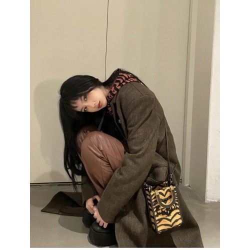 FENDI MINI SUNSHINE SHOPPER mini borsa in pelle 8BM128 marrone