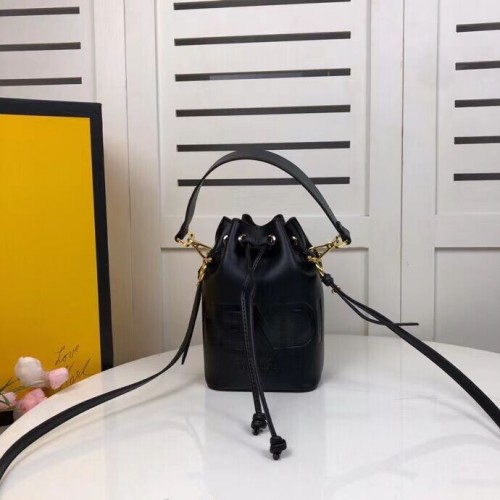 FENDI MON TRESOR minibag in pelle nera 8BS010