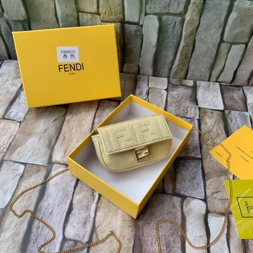 FENDI NANO BAGUETTE CHARM Borsa in tela di nappa 7AR844 Giallo FENDI NANO BAGUETTE CHARM Borsa in tela di nappa 7AR844 Giallo