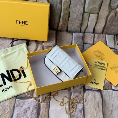 FENDI NANO BAGUETTE CHARM nappa nappa 7AR844 Bianco