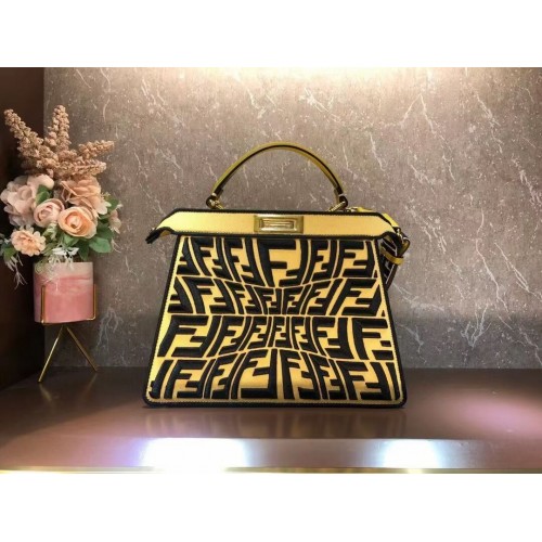 FENDI PEEKABOO ICONIC ESSENTIALLY borsa in pelle F1516 gialla