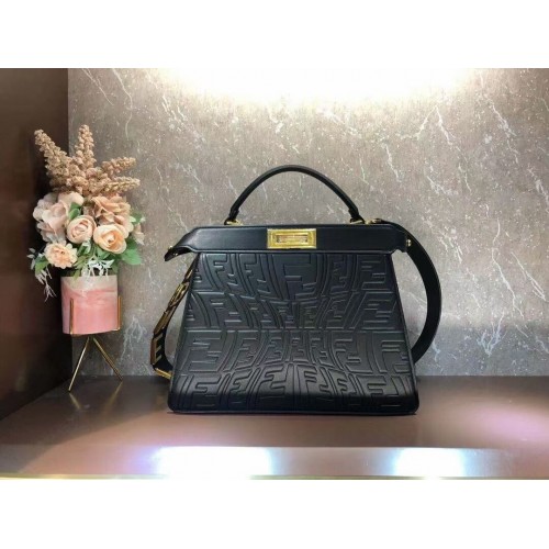 Borsa FENDI PEEKABOO ICONIC ESSENTIALLY in pelle F1519 nera