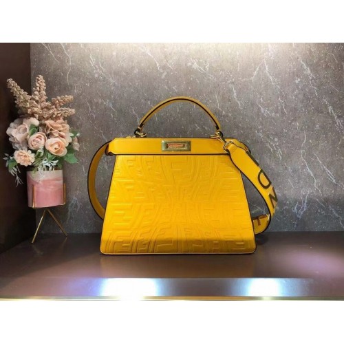 FENDI PEEKABOO ICONIC ESSENTIALLY borsa in pelle F1519 gialla