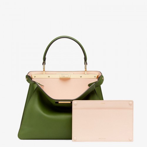 FENDI PEEKABOO ISEEU MEDIUM Borsa in pelle verde 8BN321A6