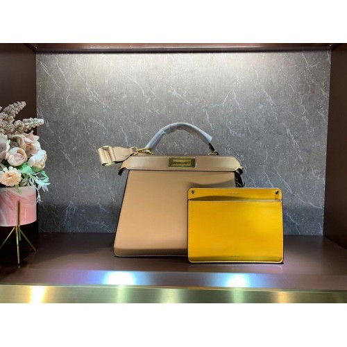 FENDI PEEKABOO ISEEU MEDIUM borsa in pelle 8BN321A6 albicocca