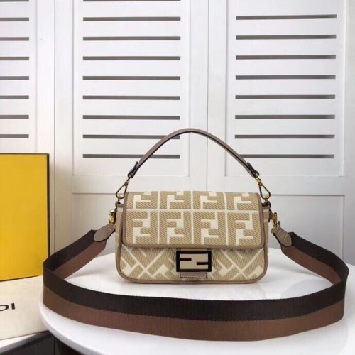 FENDI borsa in tessuto F0386 Beige