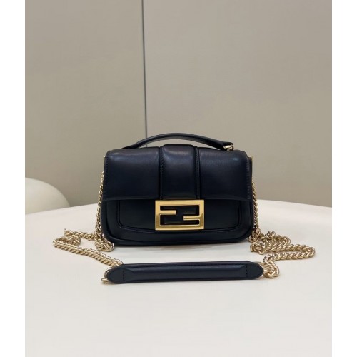 Fendi Baguette Borsa in pelle di pecora 8BR6551 nera