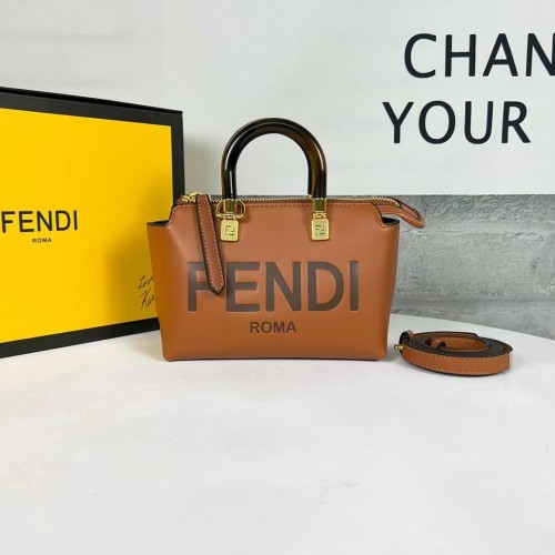 Fendi By The Way Mini Borsa bauletto piccola in pelle 8BS067A marrone
