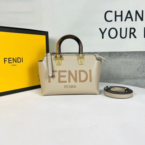 Fendi By The Way Mini Boston bag piccola in pelle 8BS067A tortora