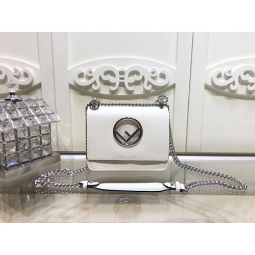Borsa Fendi KAN I in pelle FD2671