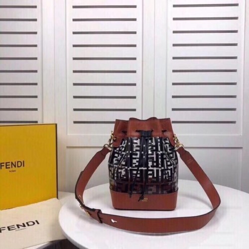 Borsa Fendi MON TRESOR in pelle 8BT298A nera