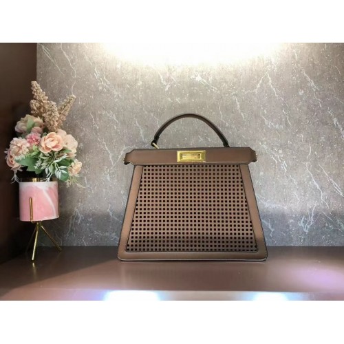 Borsa Fendi Peekaboo ISeeU in pelle traforata F1658 Caffè