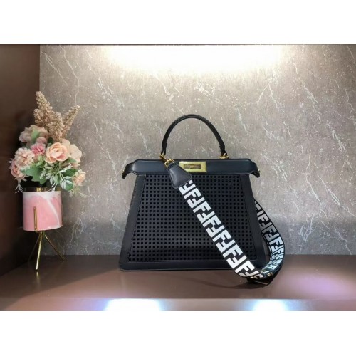 Borsa Fendi Peekaboo ISeeU in pelle traforata F1658 nera