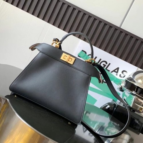 Fendi Peekaboo Iseeu Borsa piccola in pelle 8BN327A nera