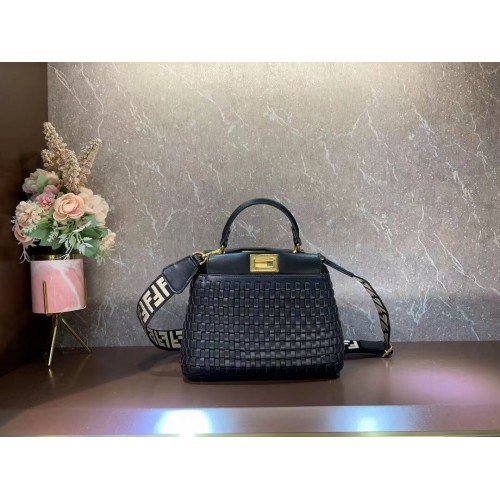 Borsa Fendi Peekaboo Mini in pelle intrecciata 8BN244A nera