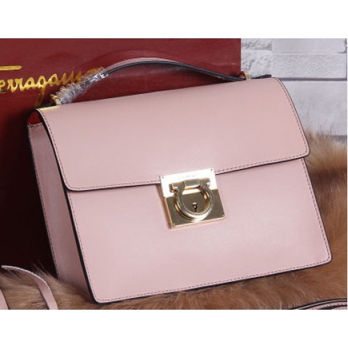 Borsa a Spalla Media in Pelle di Vitello Ferragamo SF0614 Rosa