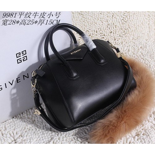 Givenchy Borsa Antigona Pelle Liscia G9981S Nera